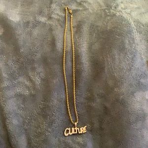18k gold culture pendent and rope chain